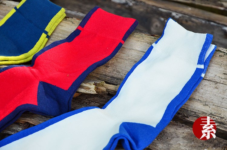 cotton perpendicular stripe outdoor style socks