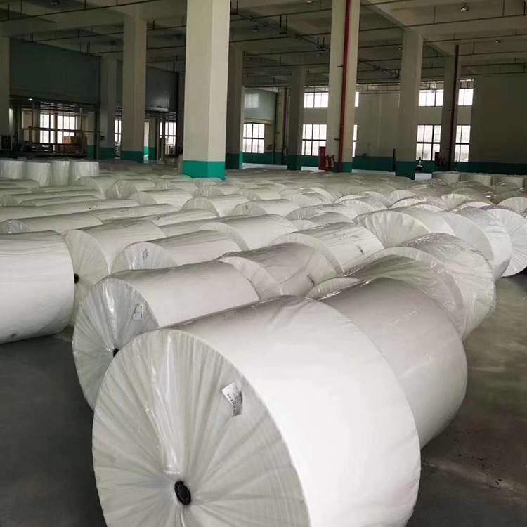 high quality white/blue mask raw materials Non-woven mask spunbond  layer pp fabric  low price