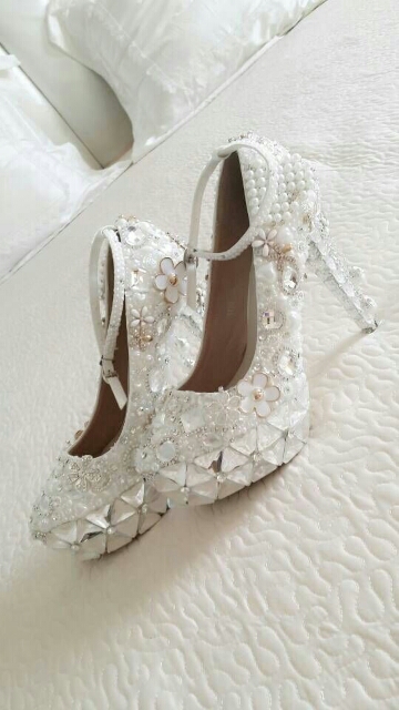 ultra fashion luxury pearl crystal shoes King of wedding shoes high ...