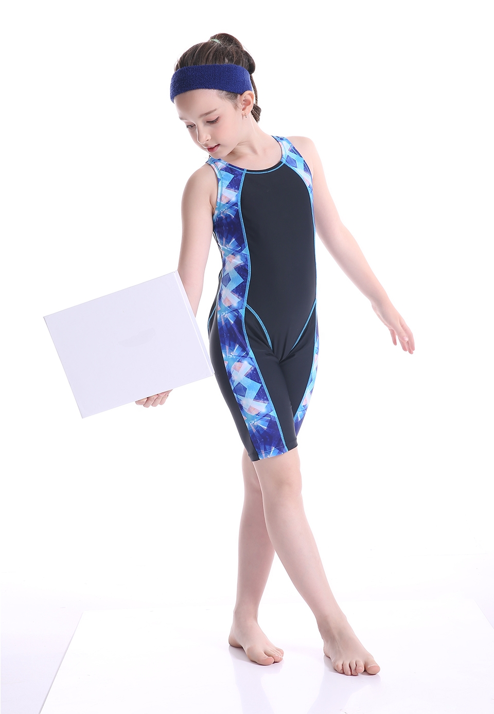 two-pieces teenager girl swimwear for little girl (25 designs)