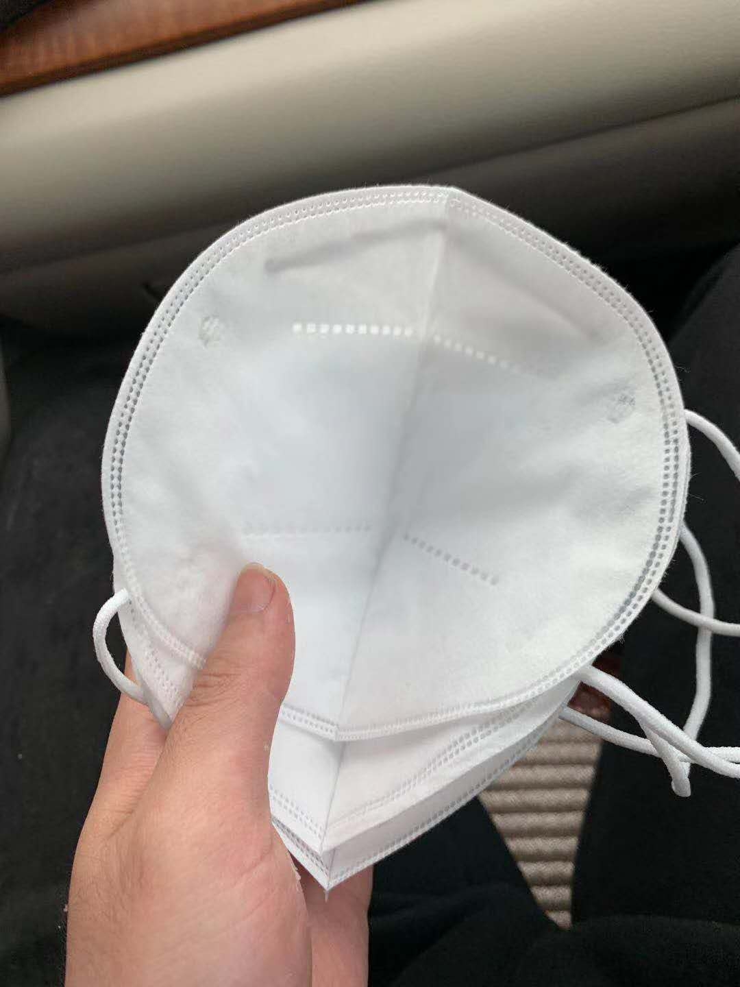 high quality cheap folded KN95 disposable protective face mask