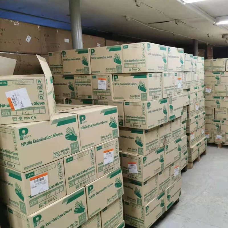 Medical examination OGT ready stock nitrile gloves EN455 in Finland about 4000 cartons