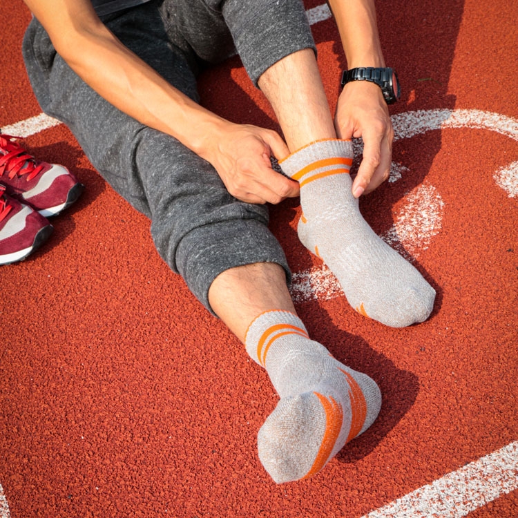 comfortable sport athletics cotton men socks Factory Wholesale