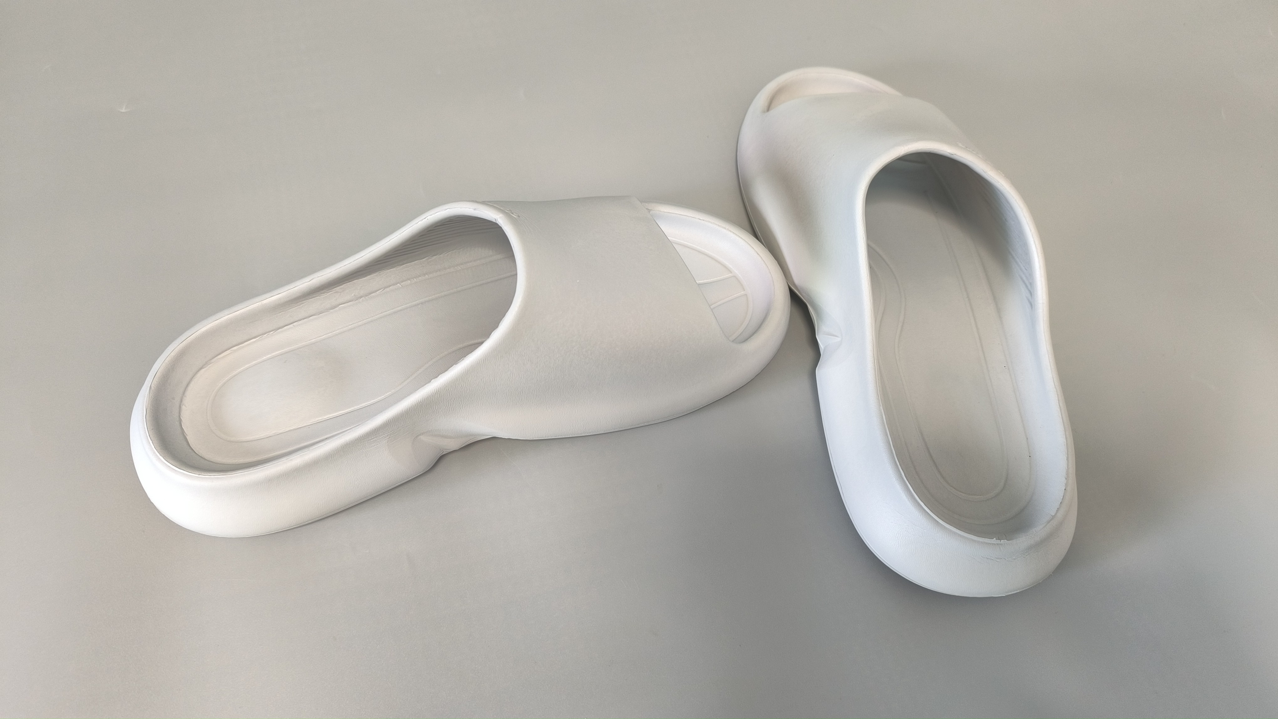 grey color men soft comfort slipper shoes Minimalist Cloud Slides / Platform Slippers