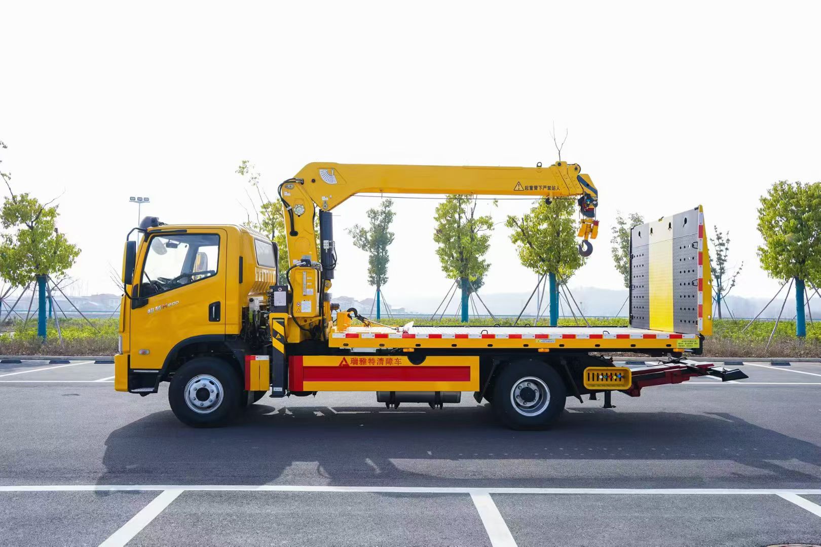 Isuzu GIGA 4x2 Vacuum Sewage Suction Truck